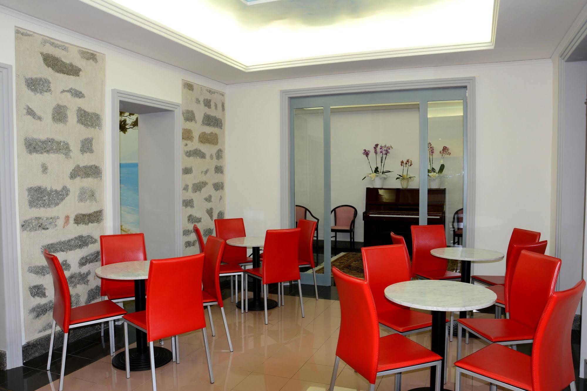 Tortolì Hotel Orri מראה חיצוני תמונה