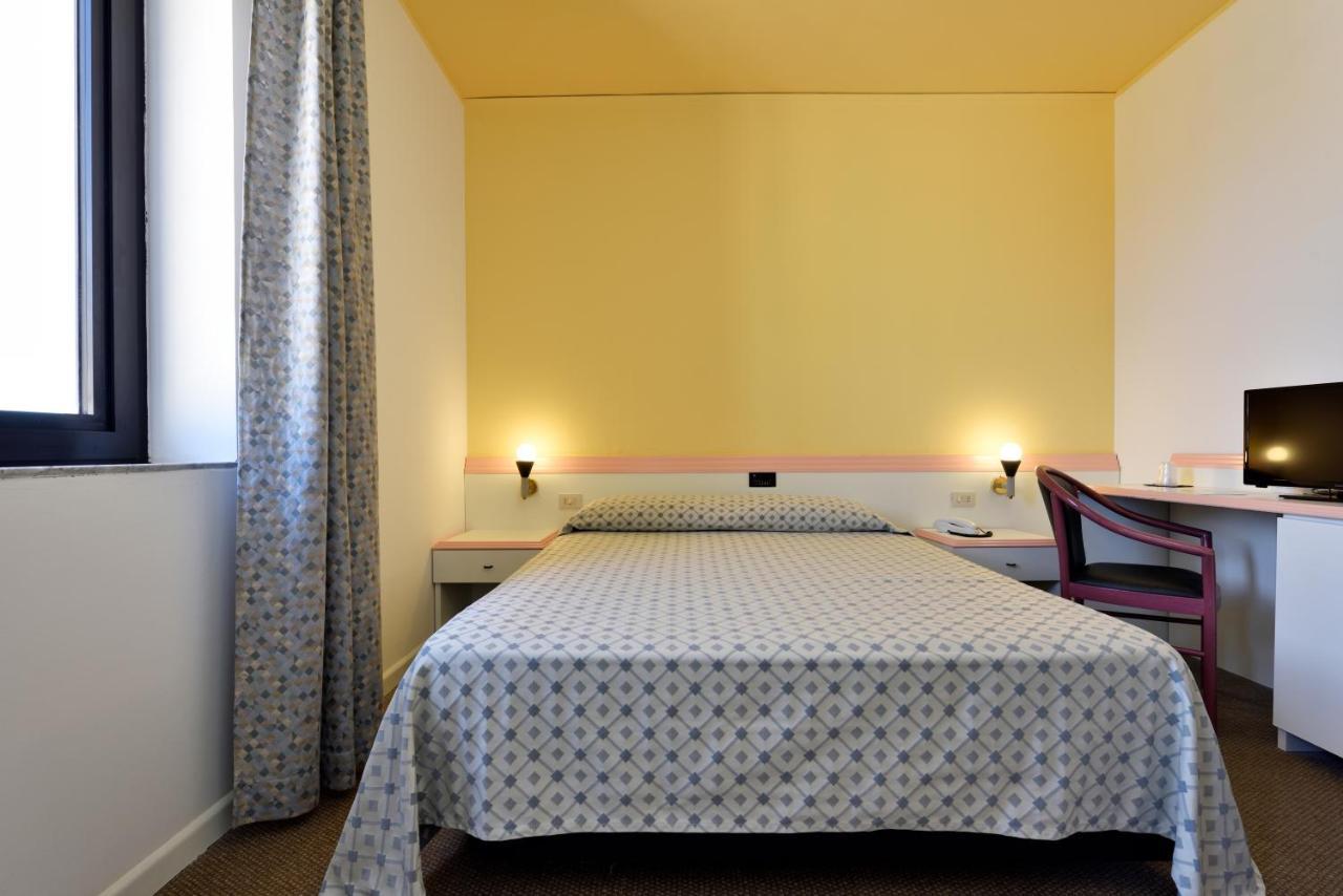Tortolì Hotel Orri מראה חיצוני תמונה